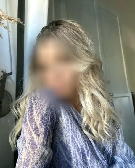 Andrea, 20