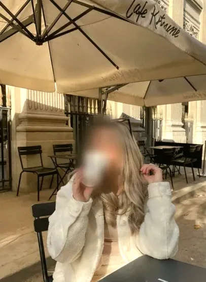 Birgit, 32