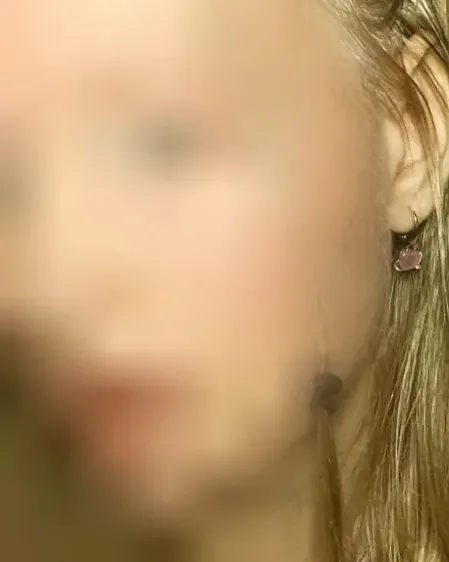 Corinna, 19