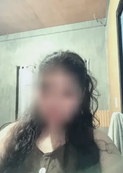 Emilia, 20