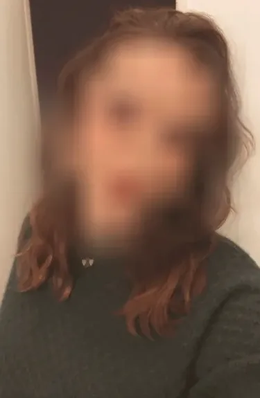 Fabienne, 27