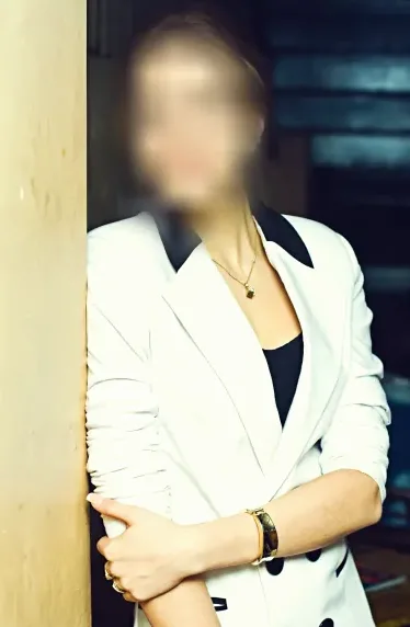 Greta, 30