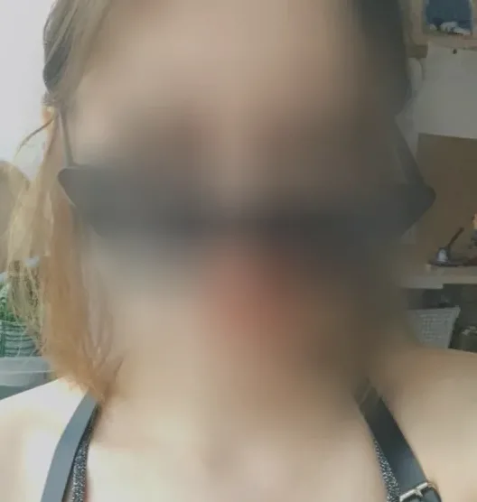 Jelena, 19