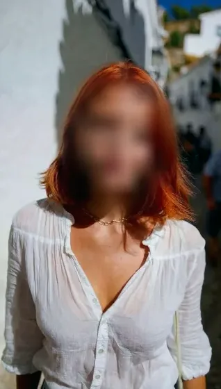 Kathrin, 30