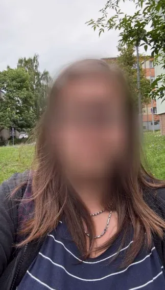 Nora, 27