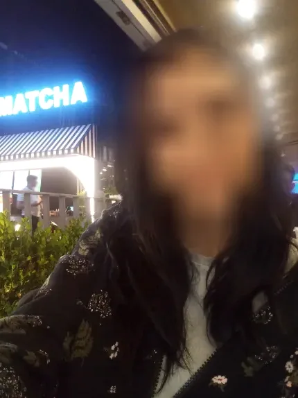 Nora, 40