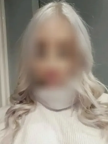 Sina, 30