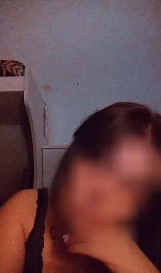 Sophie, 29