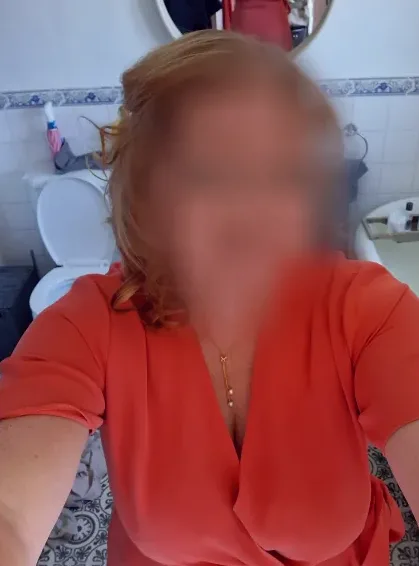 Sophie, 38